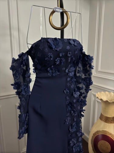 فستان كحلي باربي كلفه ورد