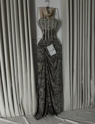 فستان سهره توب مع شال بتصميم كورسيه