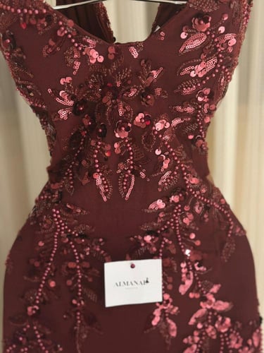 فستان سهره برغندي توب بحبال