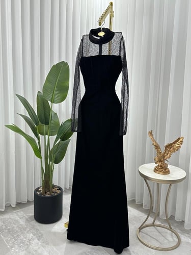 فستان مخمل كوري دانتيل