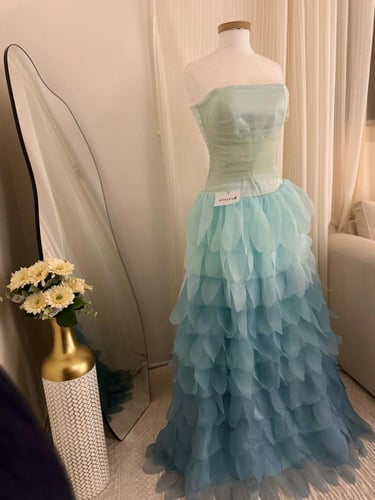 فستان صدر تل واورجنزا طبقات