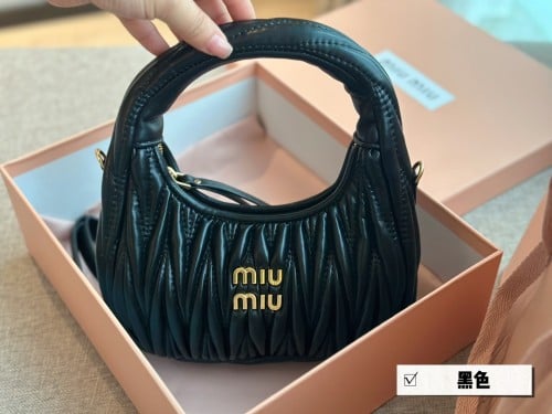 miumiu bag