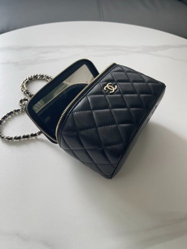 Chanel bag silver 5A