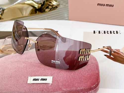 Sunglasses miumiu