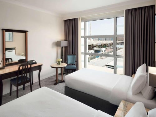 الهجرة: رحلتك الى النور