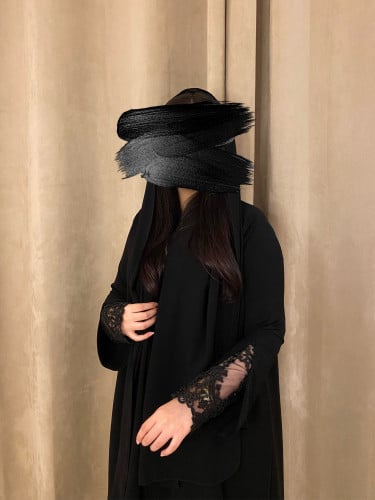 عباية كريب اسود x دانتيل بتطريز