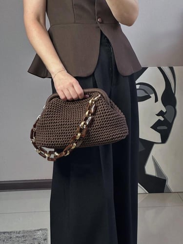 فريم شنطة معدن فضي