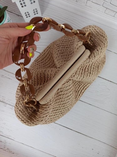 فريم شنطة معدن فضي