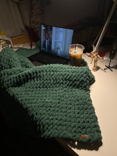 بطانية 80*140 بخيوط بوفي