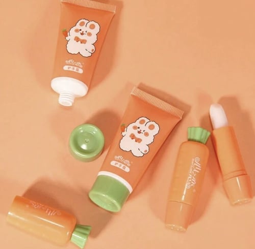 طقم هدية مكون من 1 مرطب يد + 1مرطب شفاه