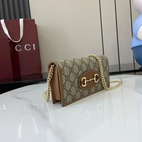 شنطة قوتشي صغيرة ماستر