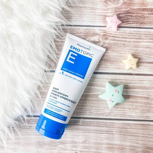 فارماسيرز إي كريم مرطب ومهدئ يقلل من التهيج والحكة...