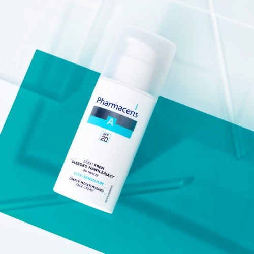 فارماسيرز كريم مرطب عميق للوجه بعامل حماية من الشم...