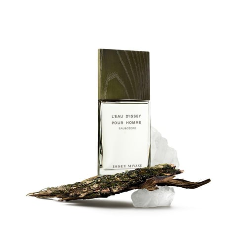 إيسي مياكي، ليو ديسي أو آند سيدار للرجال، أو دي تو...