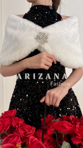 فرو أبيض ناعم