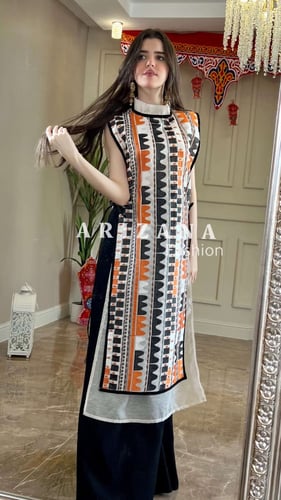 فستان جلابيه ملونه اسود اورنج