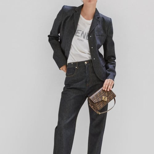 Fendi بحزامين