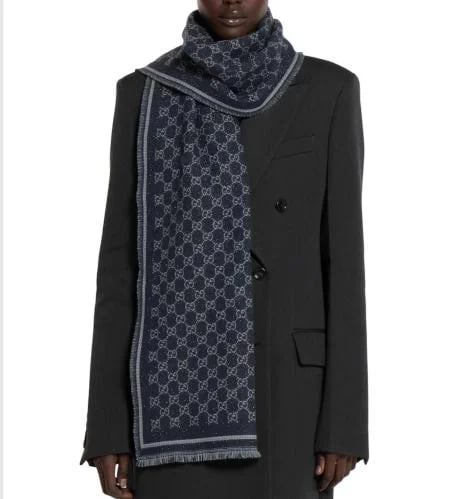 Cucci Scarf 13