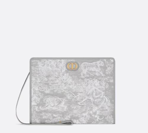 Dior pouch