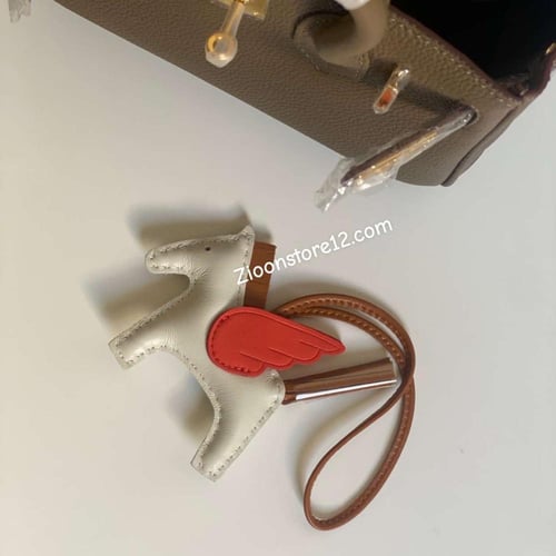 ميدالية حصان رقم #1