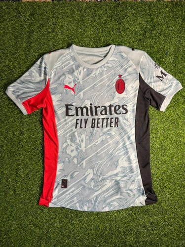 تيشيرت اي سي ميلان الاحتياطي فئة اللاعبين – 2026/2...