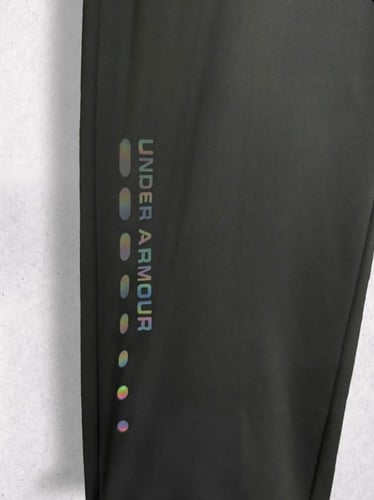 سروال أندر ارمور اسود