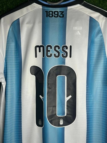 طقم الأرجنتين الاساسي 2026 فئة الجمهور - ميسي 10