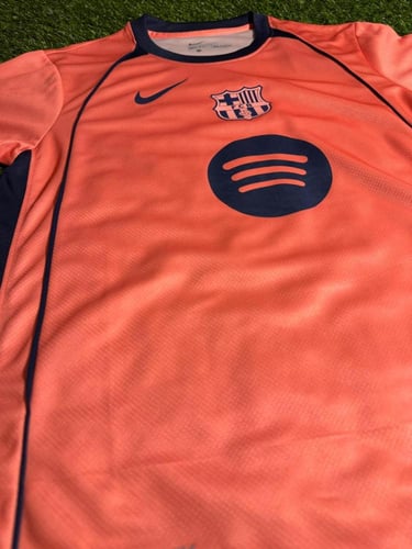 طقم برشلونة الاحتياطي البرتقالي موسم 2025/2026