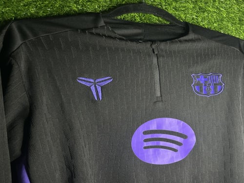 ترنك تمرين برشلونة الاسود 26/25