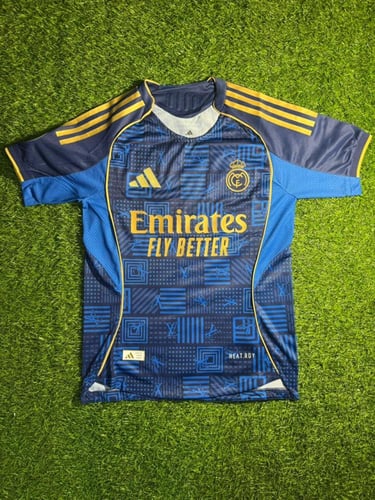 تيشيرت ريال مدريد 2026 بتصميم لويس فيتون - فئة الل...