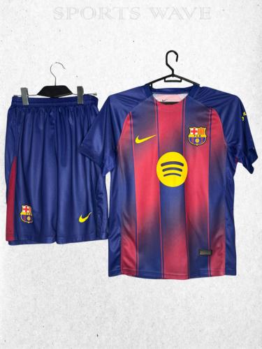 طقم برشلونة الأساسي موسم 2025/2026