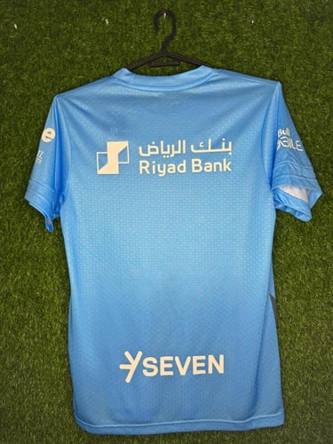 طقم الهلال السماوي للتمرين 25/26 – فئة الجمهور