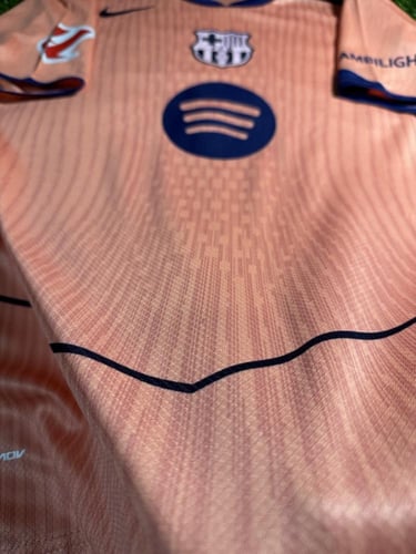 طقم برشلونة الثالث فئة الجمهور 2026