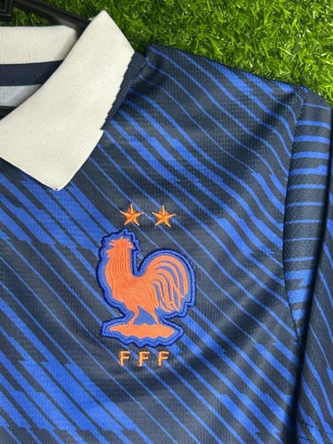 طقم فرنسا الأساسي 2026 فئة جمهور