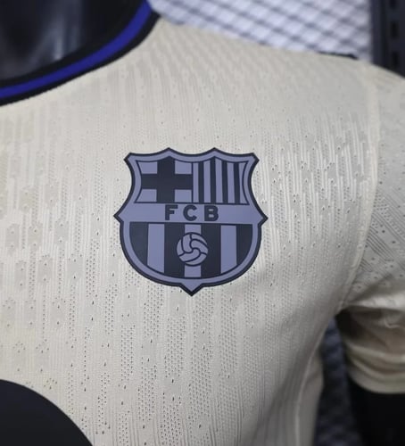 تيشيرت برشلونة الاحتياطي 2026 - فئة اللاعبين