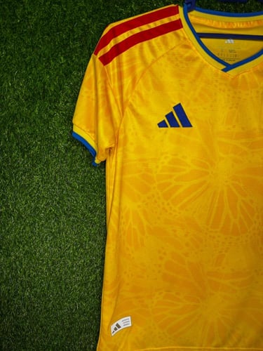 طقم كولومبيا الأساسي 2026 فئة جمهور