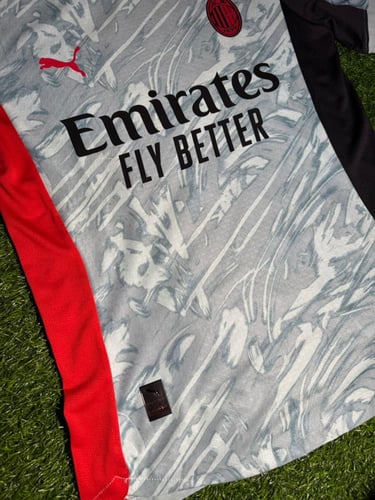 تيشيرت اي سي ميلان الاحتياطي فئة اللاعبين – 2026/2...