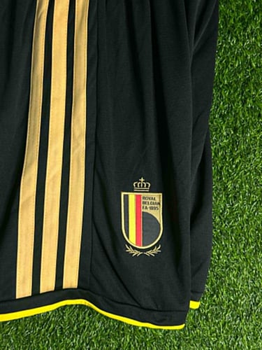 طقم بلجيكا الأساسي 2026 فئة جمهور