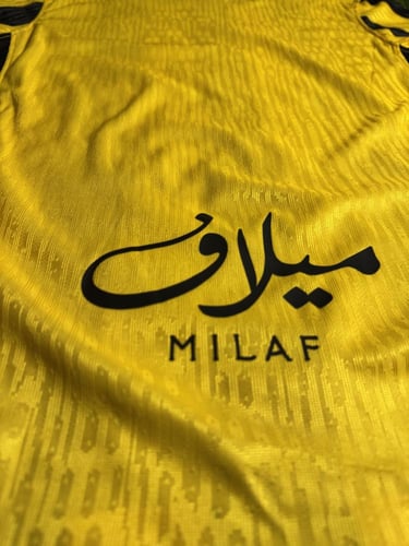 تيشيرت الاتحاد الأساسي فئة اللاعبين 25/26