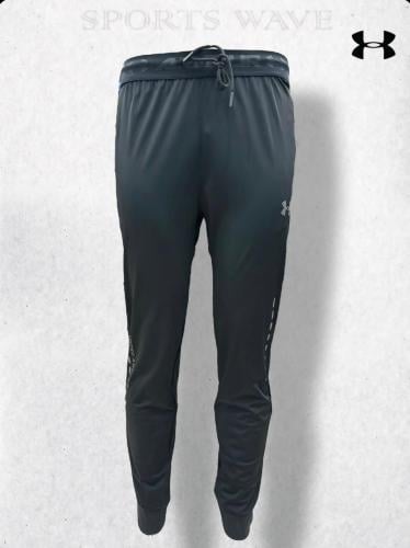 سروال أندر ارمور اسود