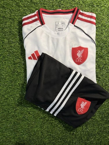 طقم ليفربول الثاني فئة الجمهور 2026