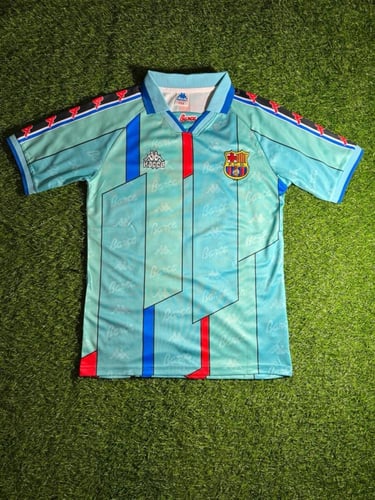 تيشيرت برشلونة الكلاسيكي 1996 - رونالدو 9 إصدار Ka...