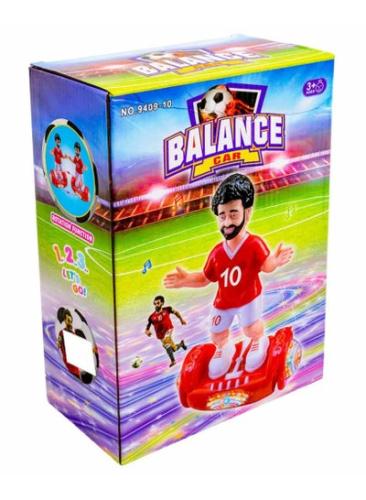 لاعب الكرة الراقص مع موسيقى
