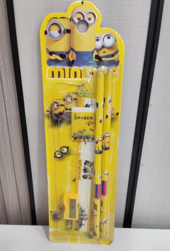 أدوات مدرسية منيون