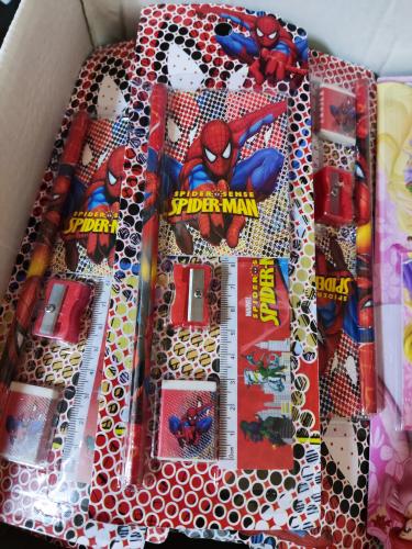 أدوات مدرسية سبيدرمان