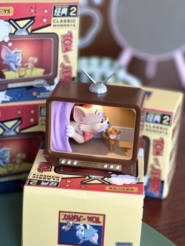 مجسم لحظات توم اند جيري