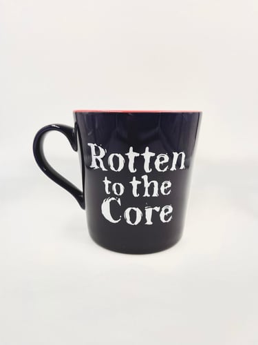 كوب الملكة الشريرة