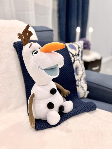 دمية أولاف محشوة