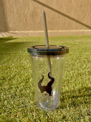 كاسة ماليفسنت مع مصاص