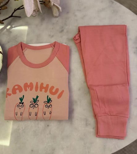 بيجامة خريفي للجنسين